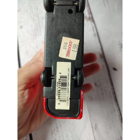 New York Statue of Liberty Double Decker Bus toy model closed top - Picture 6 of 7